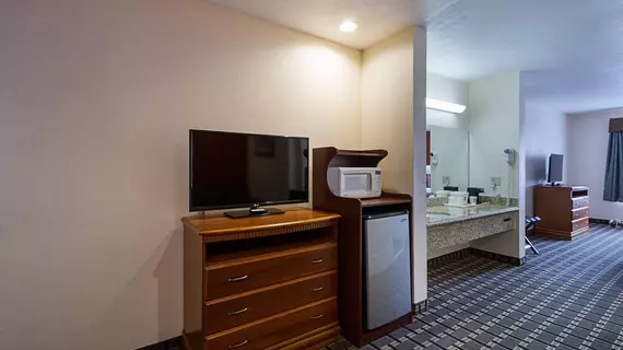 Howard Johnson Express Inn Huntington Beach | Kaliforniya - Orange County - Huntington Beach