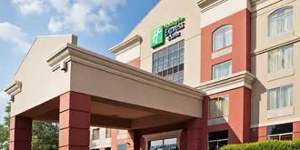 Holiday Inn Express Murfreesboro Central