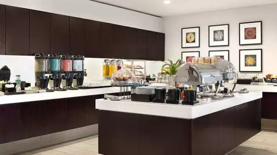 Homewood Suites by Hilton Plano-Richardson | Teksas - Dallas (ve civarı) - Plano