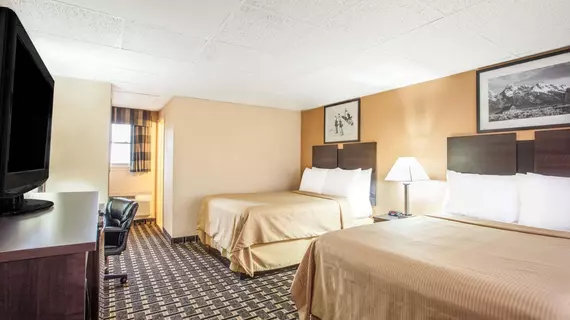 Travelodge South Burlington | Vermont - Burlington (ve civarı) - South Burlington