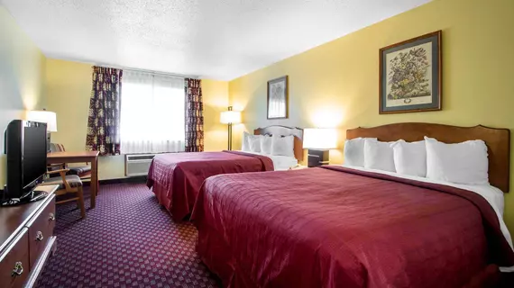 Quality Inn Mineral Point | Wisconsin - Dodgeville (ve civarı) - Mineral Point