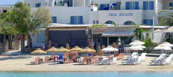 Iria Beach Art | Ege Adaları - Naxos