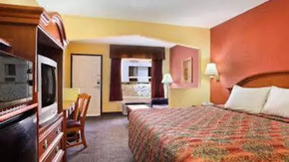 Travelodge Chattanooga / Hamilton Place | Tennessee - Chattanooga (ve civarı) - Chattanooga