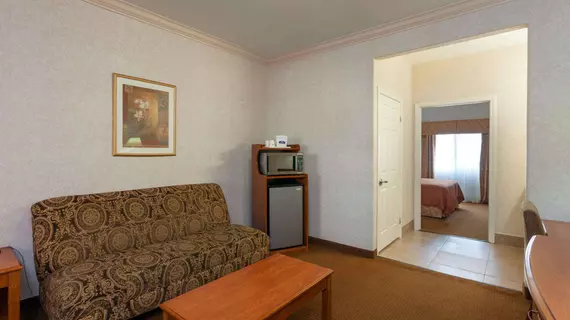 Howard Johnson Inn and Suites - Pico Rivera | Kaliforniya - Los Angeles County - San Gabriel Valley