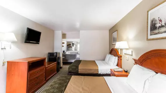 Econo Lodge Lebanon | Tennessee - Nashville-Davidson - Nashville (ve civarı) - Lebanon