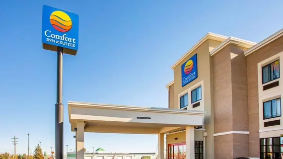 COMFORT INN & SUITES CHEYENNE | Wyoming - Cheyenne (ve civarı) - Cheyenne