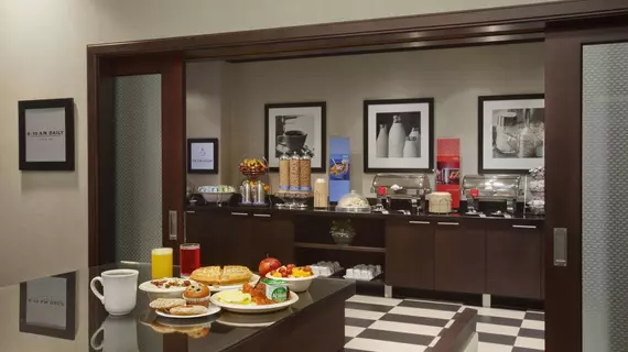 Hampton Inn by Hilton Toronto Airport Corporate Centre | Ontario - Toronto (ve civarı) - Mississauga - Airport Corporate