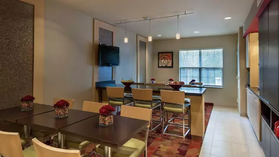 TOWNEPLACE SUITES BATON ROUGE SOUTH | Louisiana - Baton Rouge (ve civarı) - Baton Rouge