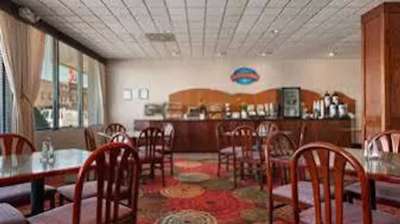 Baymont Inn and Suites Keokuk | Iowa - Burlington (ve civarı) - Keokuk