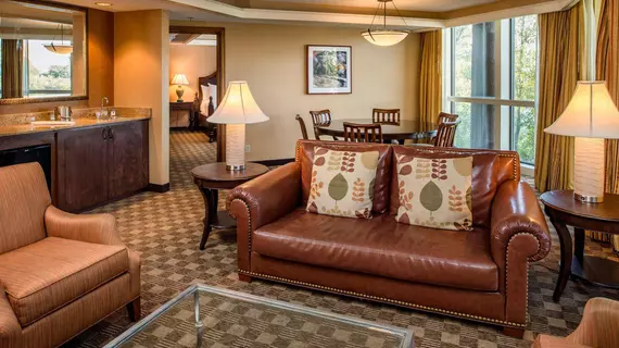 DoubleTree by Hilton Seattle Airport | Washington - Seattle (ve dolayları) - SeaTac