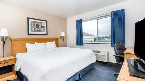 Baymont Inn & Suites Indianapolis Northeast | Indiana - Indianapolis (ve civarı) - Indianapolis