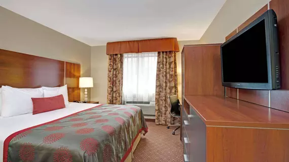 Ramada Staten Island | New York - New York (ve civarı) - Staten Island