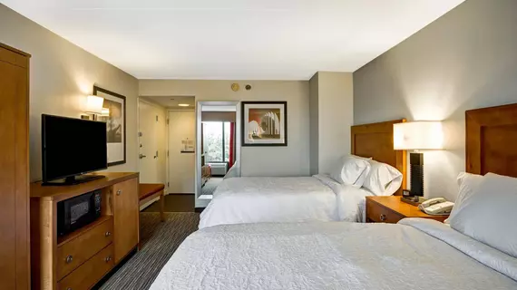 Hampton Inn Norfolk-Naval Base | Virginia - Norfolk - Virginia Beach (ve civarı) - Norfolk - Fleet