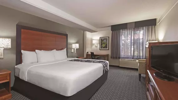 La Quinta Inn & Suites San Antonio Airport | Teksas - San Antonio (ve civarı) - San Antonio - Kuzey San Antonio - SAT Havalimanı