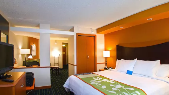 Fairfield Inn & Suites San Antonio Alamo Plaza/Convention Center | Teksas - San Antonio (ve civarı) - San Antonio - San Antonio Merkezi