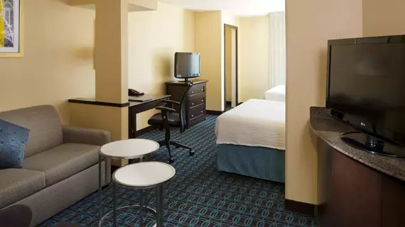 Fairfield Inn & Suites Houston Intercontinental Airport | Teksas - Houston (ve civarı) - Houston