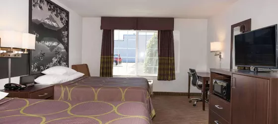 Super 8 Gresham/Portland Area | Oregon - Portland (ve civarı) - Portland