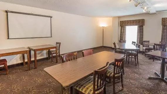 Quality Inn Greer | Güney Karolayna - Greenville - Spartanburg (ve civarı) - Greer