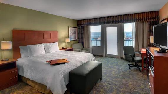 Hampton Inn & Suites Astoria | Oregon - Oregon Coast - Astoria