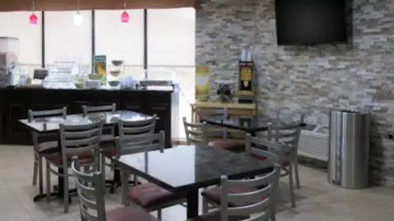 Quality Inn | Kuzey Karolayna - Lexington - Salisbury (ve civarı) - Salisbury - Güney Salisbury