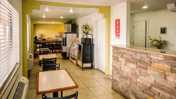 Econo Lodge East | New Mexico - Albuquerque (ve civarı) - Albuquerque