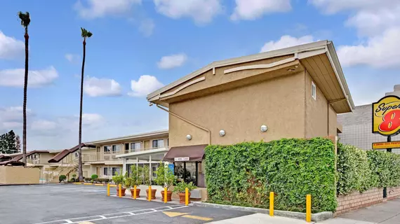 Super 8 by Wyndham Los Angeles Culver City Area | Kaliforniya - Los Angeles County - Los Angeles