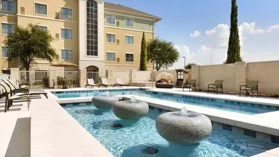 Homewood Suites by Hilton Plano-Richardson | Teksas - Dallas (ve civarı) - Plano