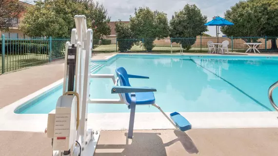 Days Inn Fort Worth West | Teksas - Fort Worth (ve civarı) - Fort Worth