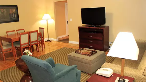 Best Western Plus Hospitality House Suites | New York - New York (ve civarı) - Midtown East