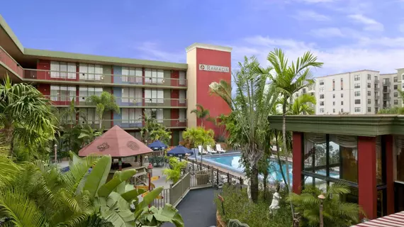 Ramada Hollywood Downtown | Florida - Fort Lauderdale (ve civarı) - Hollywood