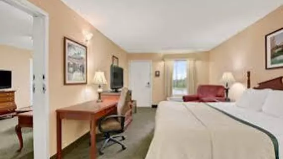 Baymont Inn & Suites - Cleveland | Tennessee - Chattanooga (ve civarı) - Cleveland