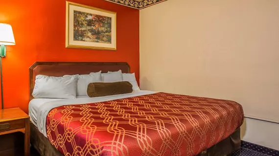 Econo Lodge Fort Jackson | Güney Karolayna - Columbia (ve civarı) - Columbia