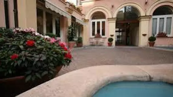 Domus Romana and Residence | Lazio - Roma (ve civarı) - Roma Kent Merkezi - Monti