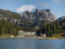 Grand Hotel Misurina | Veneto - Belluno (vilayet) - Auronzo di Cadore - Misurina