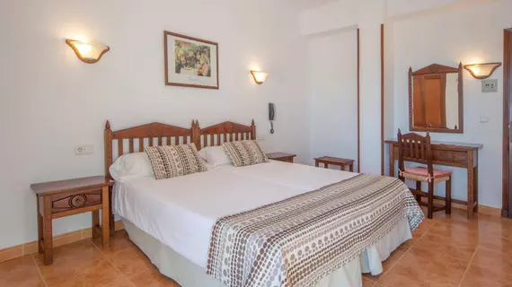 Hotel Ses Puntetes | Balearic Adaları - Mayorka Adası - Campos - Migjorn