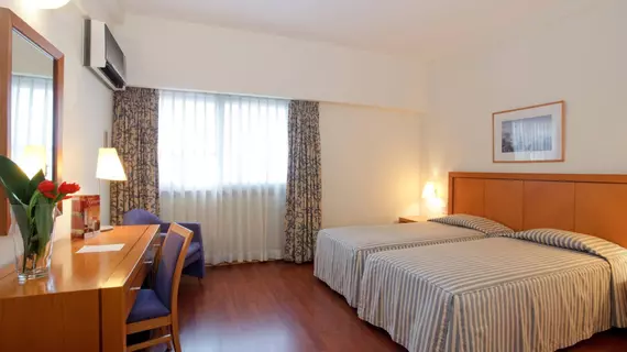 Hotel Roma | Lizbon Bölgesi - Lizbon  Bölgesi - Lizbon Eski Kent Bölgesi - Avenida de Roma