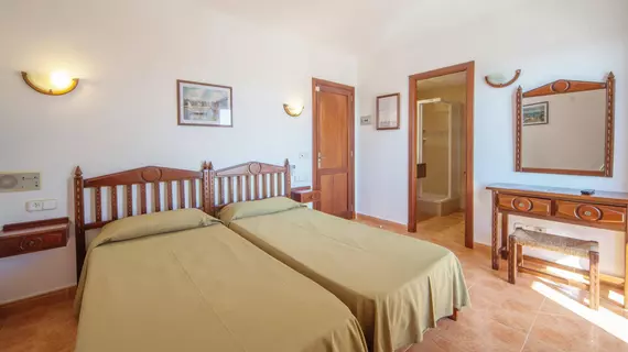 Hotel Ses Puntetes | Balearic Adaları - Mayorka Adası - Campos - Migjorn