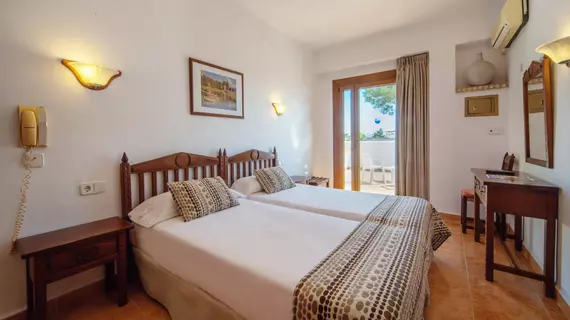 Hotel Ses Puntetes | Balearic Adaları - Mayorka Adası - Campos - Migjorn