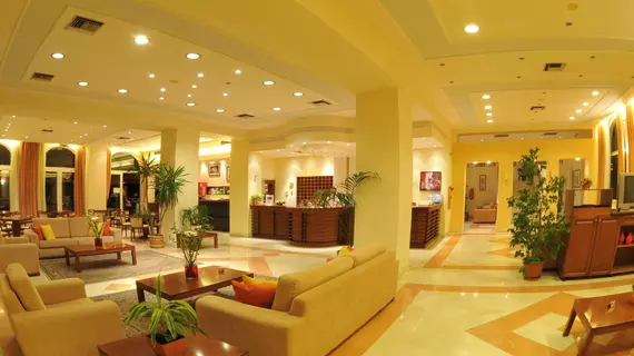 Hellinis Hotel | İyon Adaları - Korfu - Korfu İlçesi