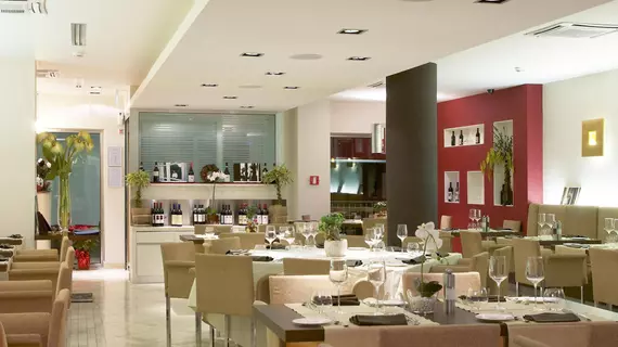 Jazz Hotel | Sardinya - Sassari - Olbia