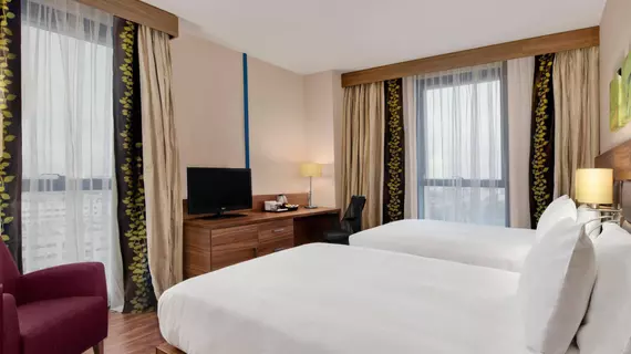 Hilton Garden Inn Sevilla | Andalucia - Seville İli - Sevilla - Macarena Norte