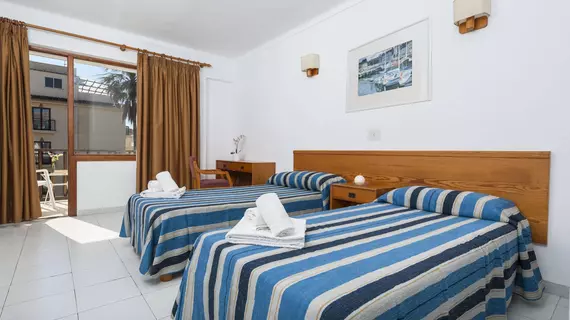 Hostal Casa Bauza | Balearic Adaları - Mayorka Adası - Capdepera - Cala Ratjada