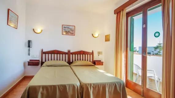 Hotel Ses Puntetes | Balearic Adaları - Mayorka Adası - Campos - Migjorn