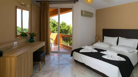 Hotel Elotia | Girit Adası - Hanya (bölge) - Hanya - Kato Daratso