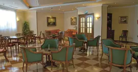 Princesa Playa Hotel Apartamentos | Andalucia - Malaga İli - Marbella - Marbella Seafront Promenade - Marbella Kent Merkezi