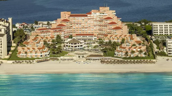 Omni Cancun Hotel & Villas | Quintana Roo - Benito Juárez - Cancun (ve civarı) - Oteller Bölgesi - Avenida Kukulkan