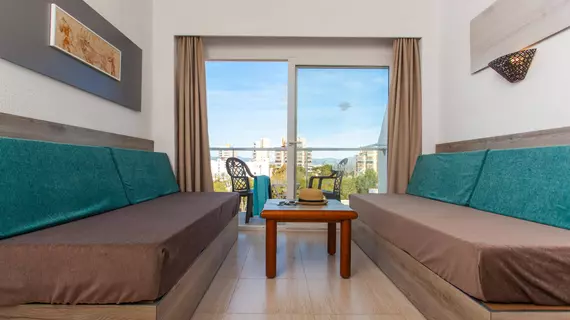 Ben Hur Apartments | Balearic Adaları - Mayorka Adası - Campos - Migjorn