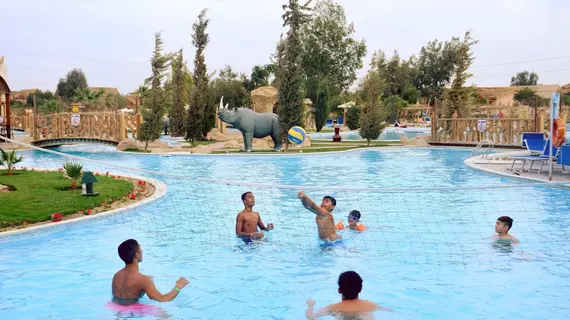 Jungle Aqua Park Hurghada | Kızıldeniz İli - Hurgada (ve civarı) - Hurgada - Village Road