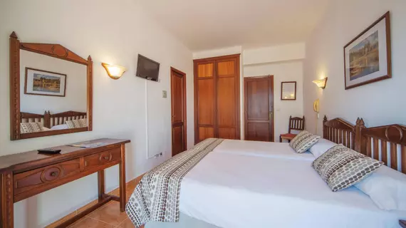 Hotel Ses Puntetes | Balearic Adaları - Mayorka Adası - Campos - Migjorn