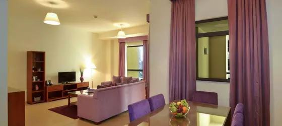 Amwaj Suites Roda Jumeirah Beach Residence. | Dubai - Dubai